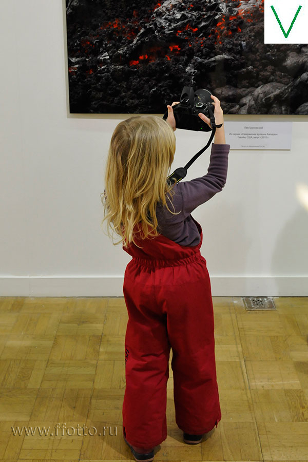 как правильно держать камеру фотографируем лучше